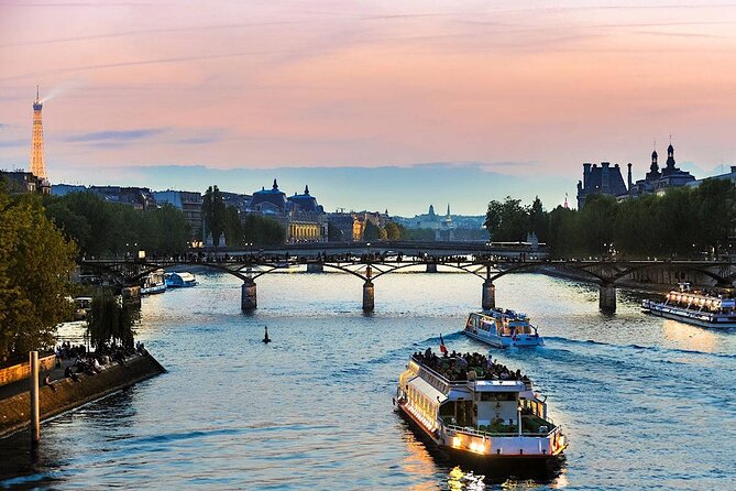 Paris: Seine River Sightseeing Sunset Cruise with Champagne - Should you book it? My call