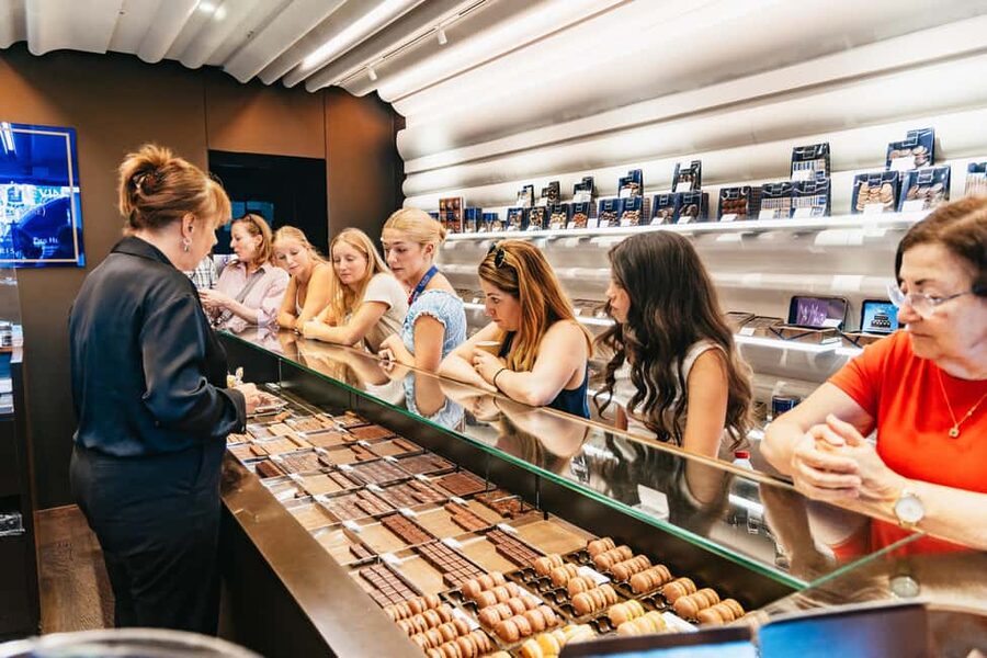 Paris: Walking Food Tour with Cheese, Wine and Delicacies - The 8–10 tasting stops: pastries, cured meats, chocolate, and snacks that become lunch
