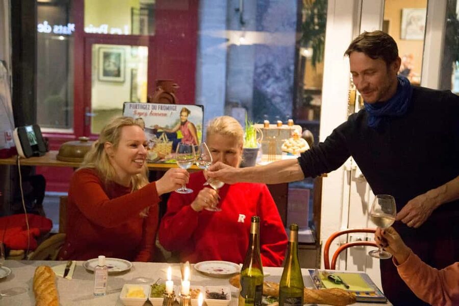 Paris: Wine and Cheese Tasting with a Chef Sommelier - Blind tastings and interactive games: training your palate fast