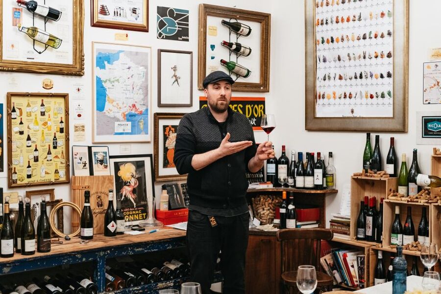 Paris: Wine Tasting Experience with 6 Wines and Cheese Board - A 2-hour Paris lesson in French wine you can actually use