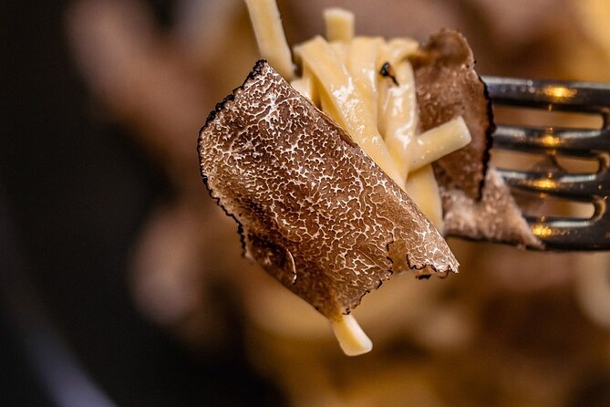 Pasta, Truffle and Wine: hands-on class in a medieval town - The food warm-up: Parma cured meats, Parmigiano tastings, and wine