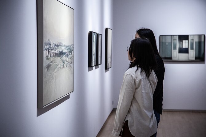 Picasso Museum and Walking Tour Plus Optional Wine & Food Tasting - Optional upgrade: Vila Viniteca wine and food tasting in a private room