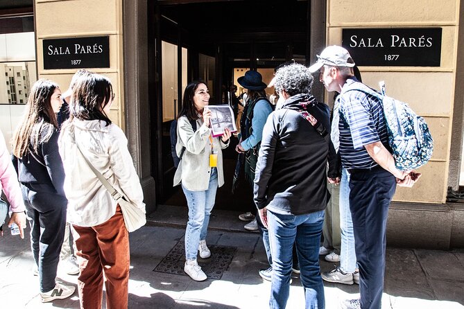 Picasso Museum and Walking Tour Plus Optional Wine & Food Tasting - Sala Parès: Picasso’s early art-gallery connection