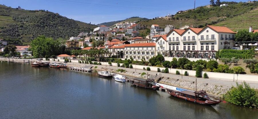 Pinhão: Douro River 50-min Boat Trip with Port Wine - Small logistics notes that can save you stress