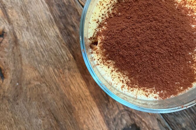 Pizza Cooking Class with Tiramisù and Wine Tasting in Milan - Wine tasting with prosecco: a guided sip while you cook