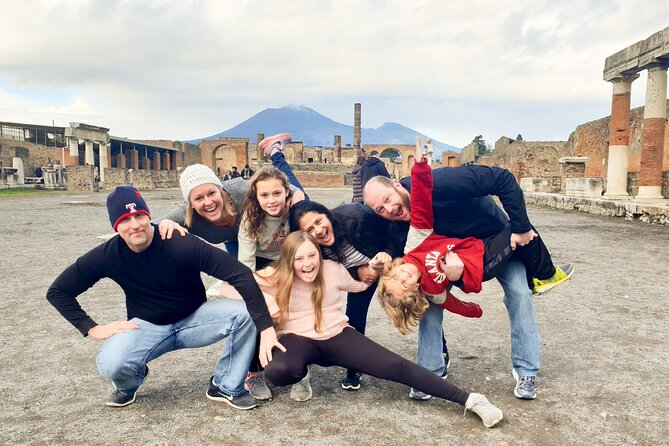 Pompeii, Herculaneum and Winery on Vesuvius with an Archaeologist - Casa dei Vettii and Insula dei Casti Amanti: When Pompeii Gets Personal