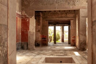 Pompeii Tour & Lunch with Wine Tasting Experience - Walking Tips for Pompeii: Shoes, Water, and Timing