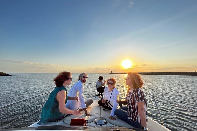 Port : 6 Bridges Private Yacht Cruise with Local Wine & Snacks - Should you book the 6 Bridges Private Yacht Cruise with Local Wine & Snacks?