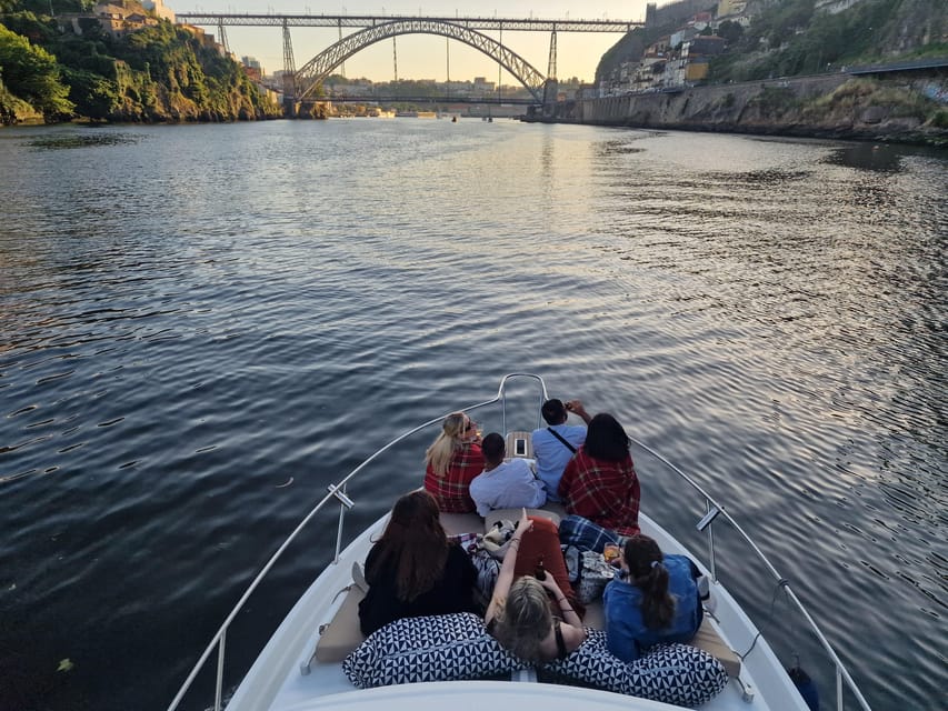 Porto: 6 Bridges Cruise & Port Wine with Sunset Option - Key Things You’ll Notice on This Douro Cruise