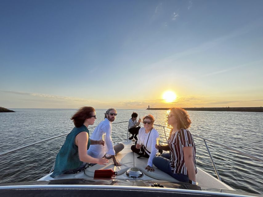 Porto: 6 Bridges Yacht Cruise with Local Wine & Snacks - Toward the Atlantic Ocean Entrance: The Big Change of Scene