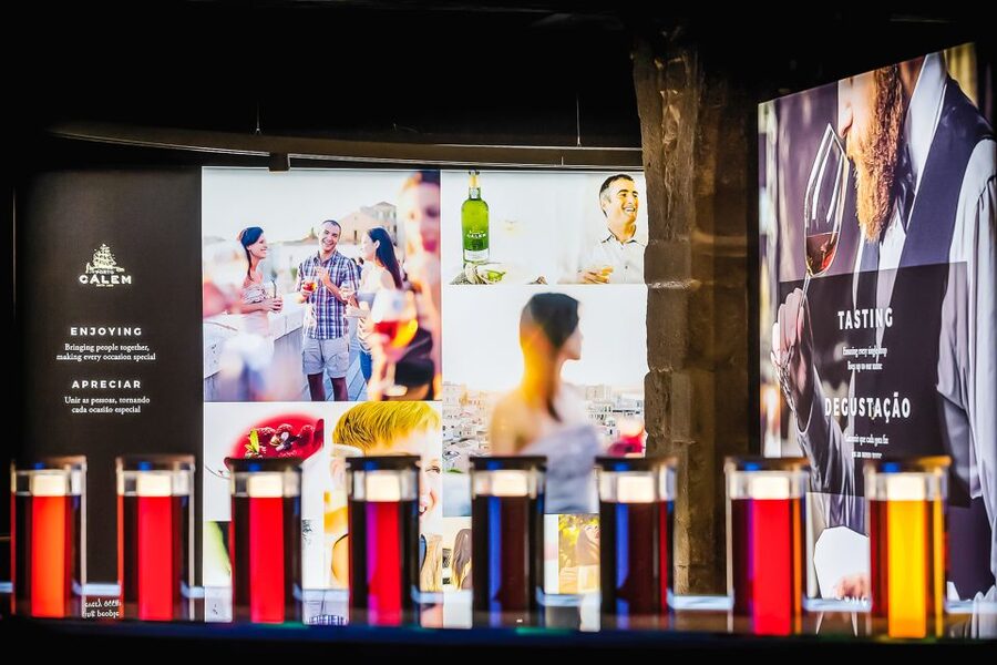 Porto: Cálem Cellar Tour, Fado Show & Wine Tasting - Key things to know before you go