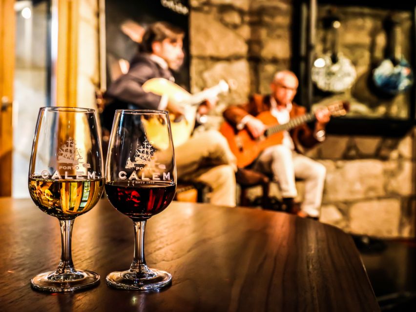 Porto: Cálem Cellar Tour, Fado Show & Wine Tasting - Practical notes that change your experience