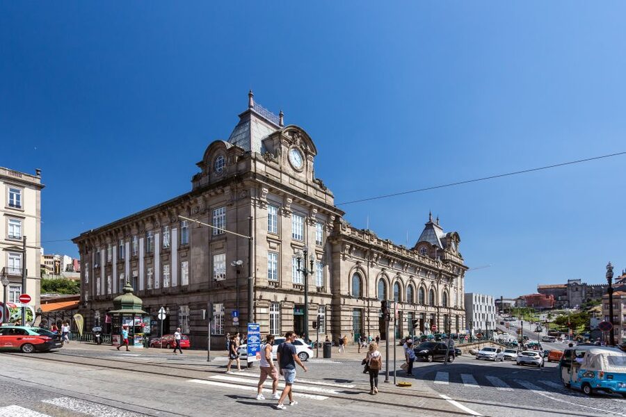 Porto: City Train Tour, River Cruise & Wine Cellar - The 1-Hour Douro River Cruise: Six Bridges from the Water