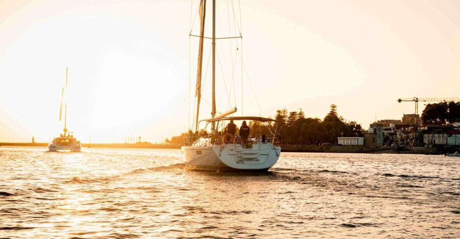Porto: Daytime or Sunset Douro River Cruise With Port Wine - From Douro Marina past Gaia cellars to Ponte da Arrabida