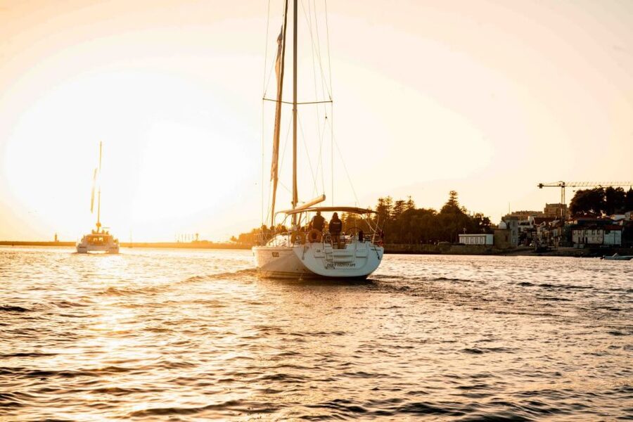Porto: Daytime or Sunset Douro River Cruise With Port Wine - Meeting at Douro Marina and getting oriented fast