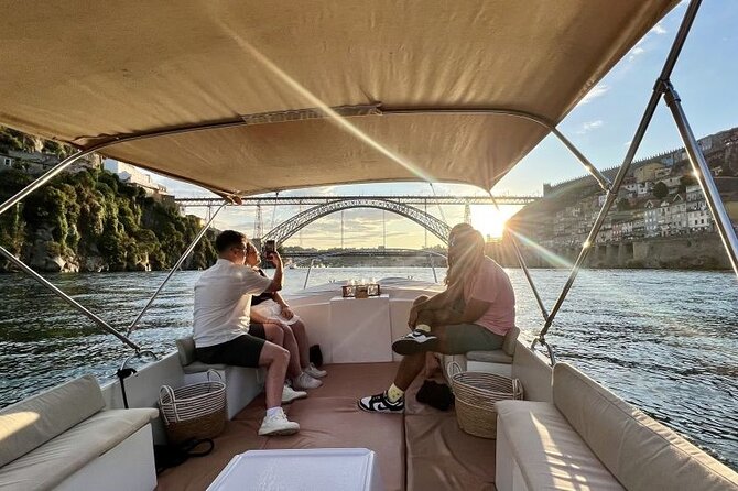 Porto: Douro River Boat Cruise with Port Wine and Snacks - Key highlights worth your attention