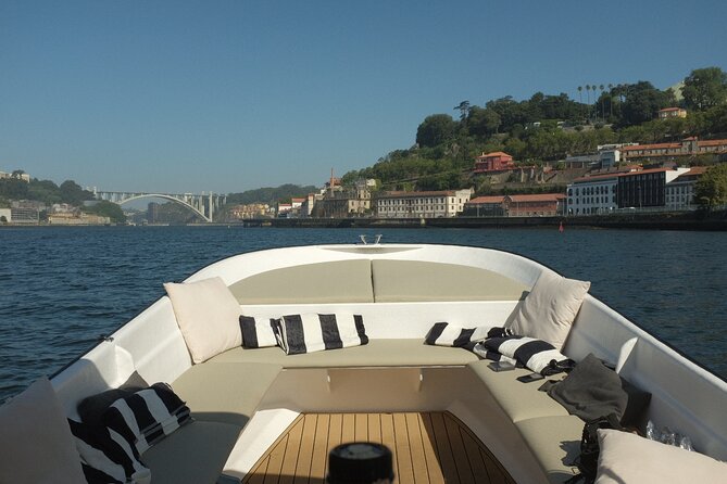 Porto: Douro River Boat Cruise with Port Wine and Snacks - Price and value: is $48.37 really fair?