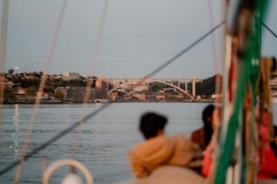 Porto: Douro River Boat Tour with Wine Tasting - Your Onboard “Home Base”: Boat Comfort and the Crew Dynamic