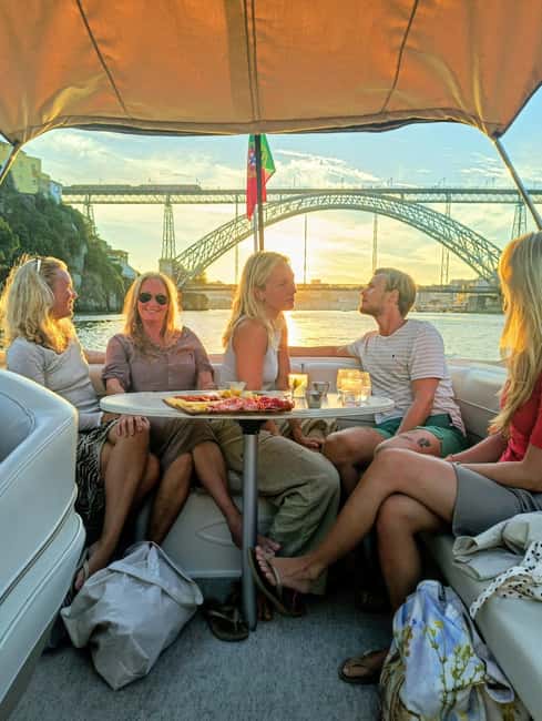 Porto: Douro River Cruise & Boat Tour with Port Wine Tasting - Starting at Marina do Freixo and the quick Dom Luís Bridge moment