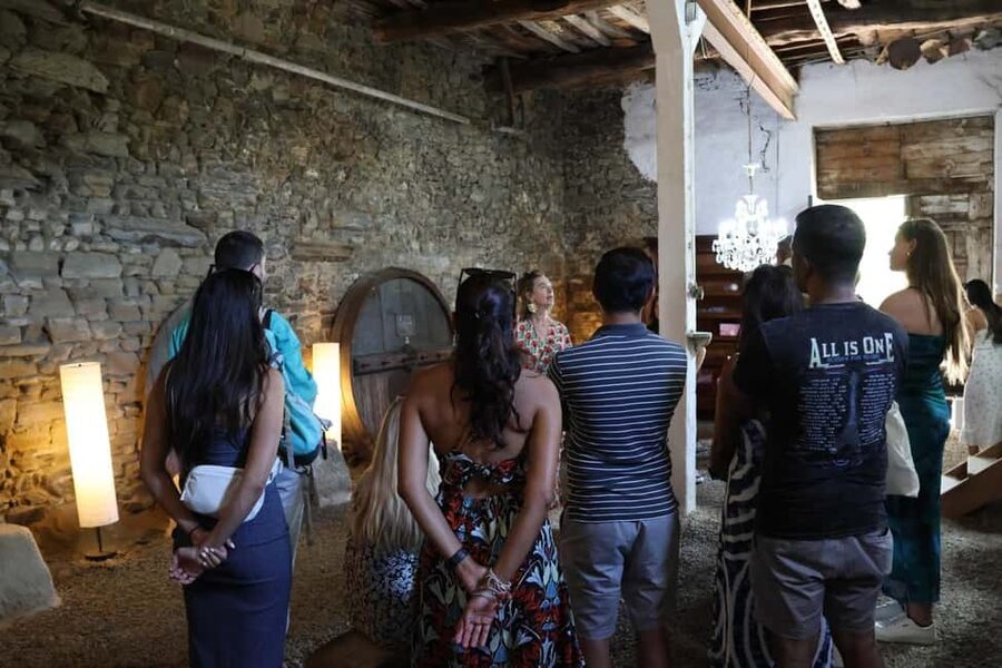 Porto: Douro Valley, 2 Wineries, Lunch, and 1-Hour Boat Tour - Pinhão Photo Time and the 1-Hour Douro River Boat Tour