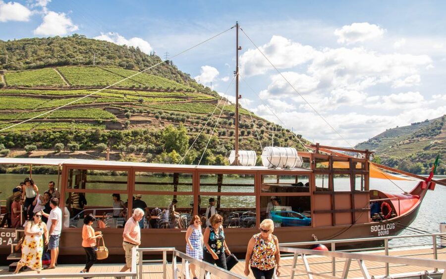 Porto: Douro Valley History & Wine Tour with Cruise & Lunch - A Full-Day Douro Plan That Makes Sense for 10 Hours