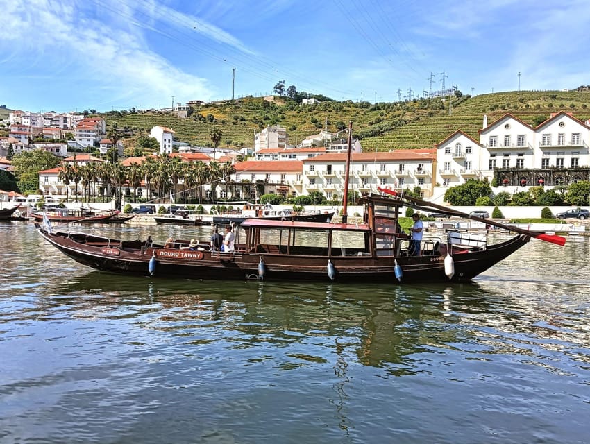 Porto: Douro Valley Tour with 2 Wineries, Lunch and Cruise - From Porto to UNESCO Douro: the tour setup that keeps it comfortable
