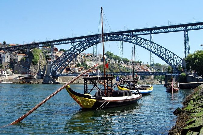Porto Full-Day Tour with Douro River Cruise and Port Wine Tasting - Mercado do Bolhão: A Quick Taste Stop That Helps You Plan Meals