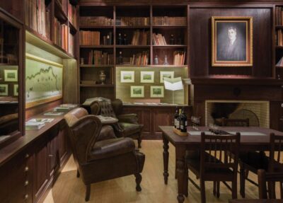 Porto: Graham's Port Lodge Tour & Vintage Room Wine Tasting - The Guided Tour Through Pipes, Vats, and a Real Cellar