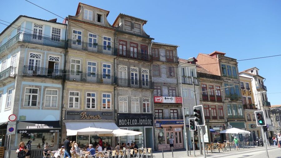 Porto Half-Day Tour and Wine Tasting - A four-hour Porto highlights plan that doesn’t waste time