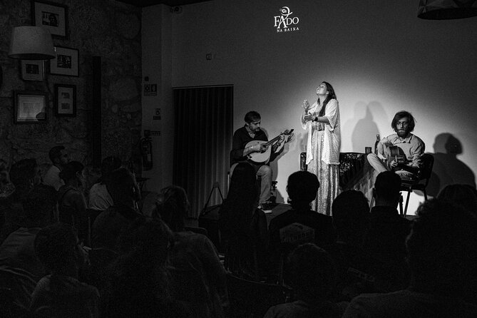 Porto: Live Portuguese Fado Experience with Port Wine - Inside the Venue: Clean&Safe, Air-Conditioned, and Intimate