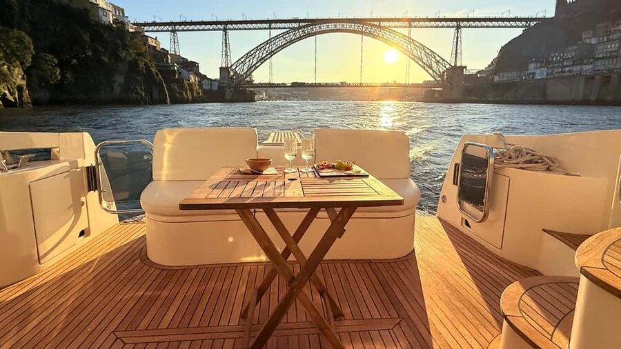 Porto: Luxury 6 Bridges Yacht Cruise with Wine & Snacks - São Pedro da Afurada: the small-village stop that adds texture
