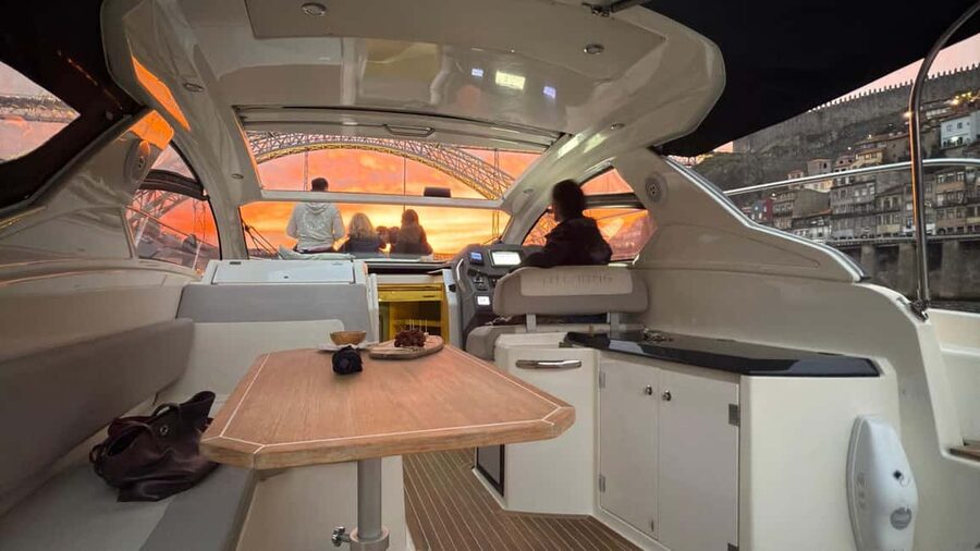 Porto: Luxury 6 Bridges Yacht Cruise with Wine & Snacks - Weather reality: rain doesn’t automatically ruin this sail