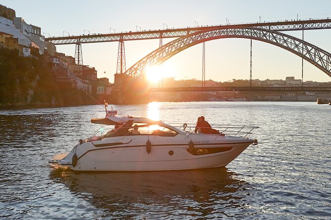 Porto: Luxury Yacht Cruise with Wine Tasting & Snacks - Snacks and charcuterie boards: tasty, but not always meal-level