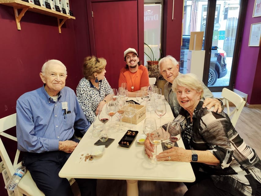 Porto: Port and Douro Wine Walking Tour with 9 Tastings - Solar dos Dragos: Port Meets Douro Origins in the Final Hour