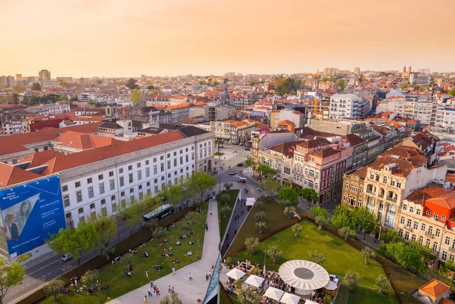Porto: Private Sunset Walking Tour with Port Wine and Views - Two Port Wine Tastings: What You’re Paying For (And Why It Works)