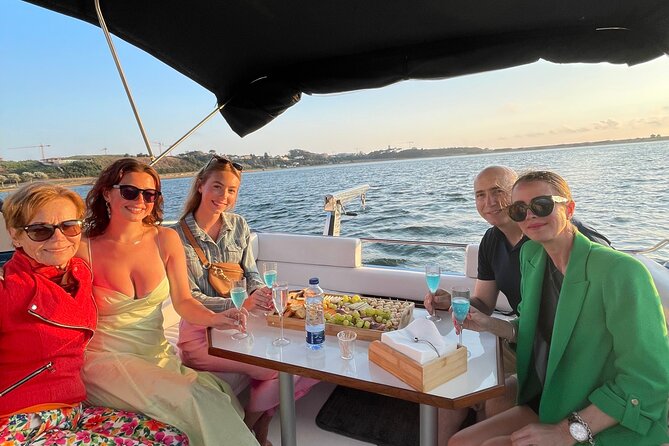 Porto: Private Yacht Cruise with Local Wine, Snacks and 6 Bridges - How long it takes, and when to go for best light and best mood