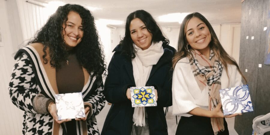 Porto: Tile-Painting Workshop with Porto Wine - Bainharia - The azulejo story you actually can use