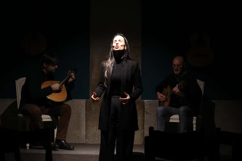 Porto: Traditional Fado Show at Sao Bento with Port Wine - Entering São Bento Station for Porto’s Most Poetic Corner
