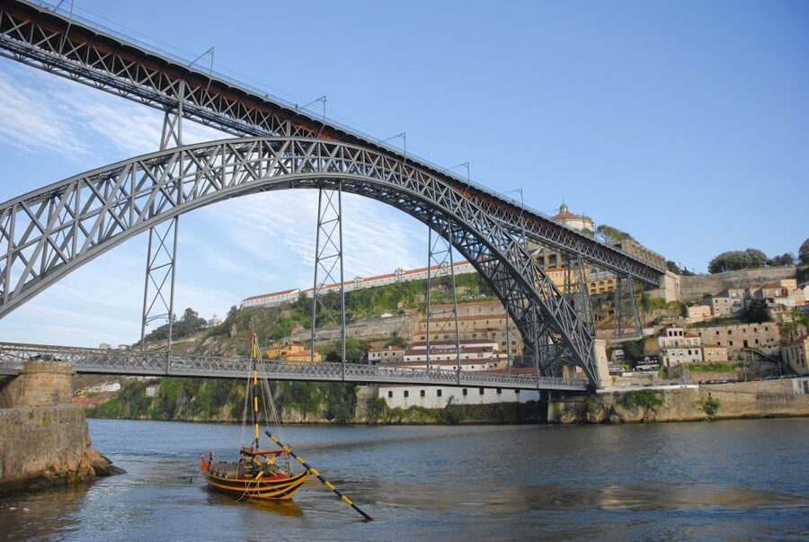 Porto: Tuk-Tuk Tour, Douro River Cruise, and Wine Tasting - Making it smoother: small choices that prevent big annoyances
