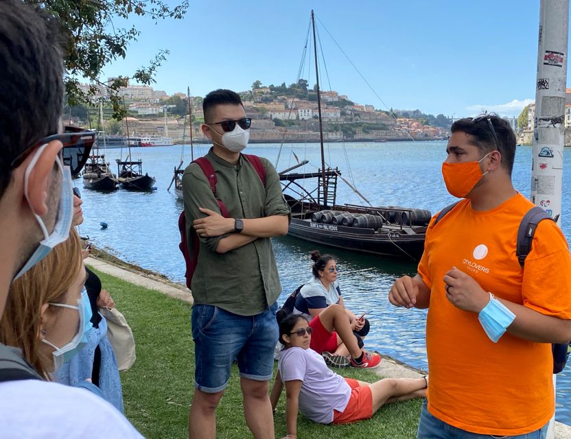Porto: Wine Tasting with Tapas Walking Tour - Who should book this walking wine tour (and who should skip it)