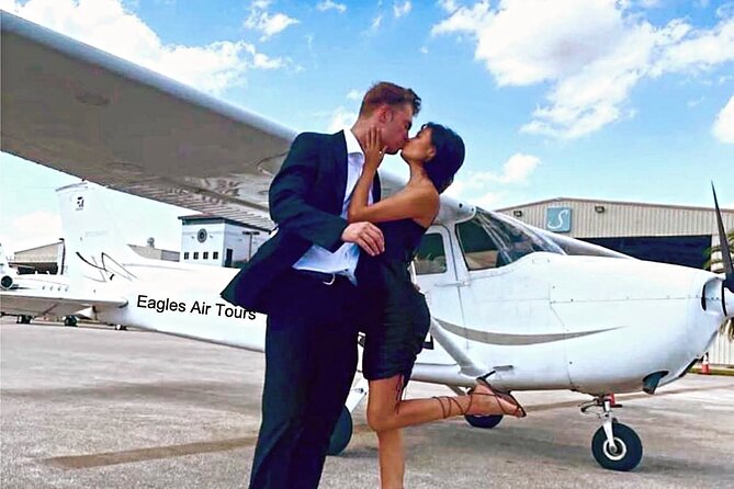 Private 60 Minute Romantic Air Tour with Champagne in Miami - Picking the Right Departure Time for Photos