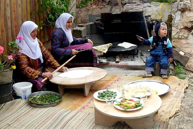 Private Bodrum Village Tour + 1 Glass Free Local Wine - Lunch that feels like the main event, not a side dish