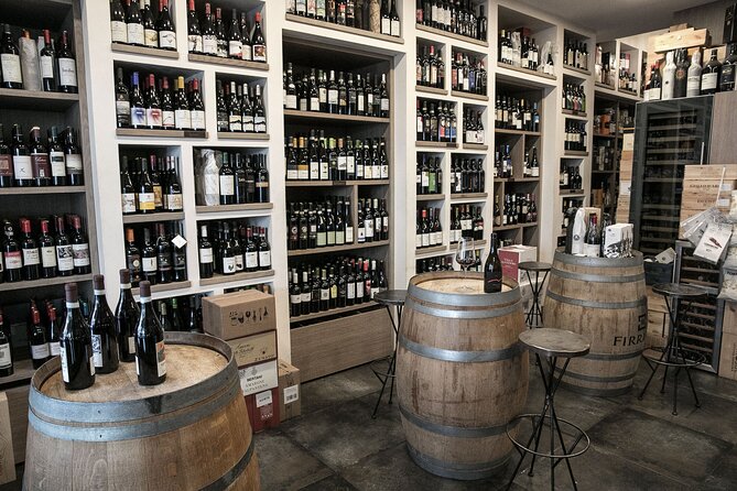 Private Evening Campania Felix Wine Tasting Evening in Naples - The Naples location: easy to reach, easy to relax in