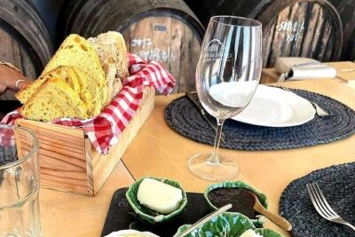 Private Lisbon-Arrábida Wine Tour: 3 Wineries, Coast & Heritage - Arrábida Natural Park: coast views without a hike marathon
