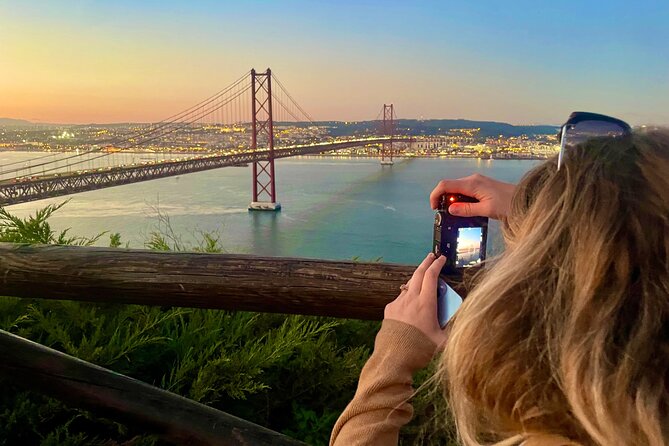 Private Lisbon-Arrábida Wine Tour: 3 Wineries, Coast & Heritage - Winery stops and tastings: what three estates usually means