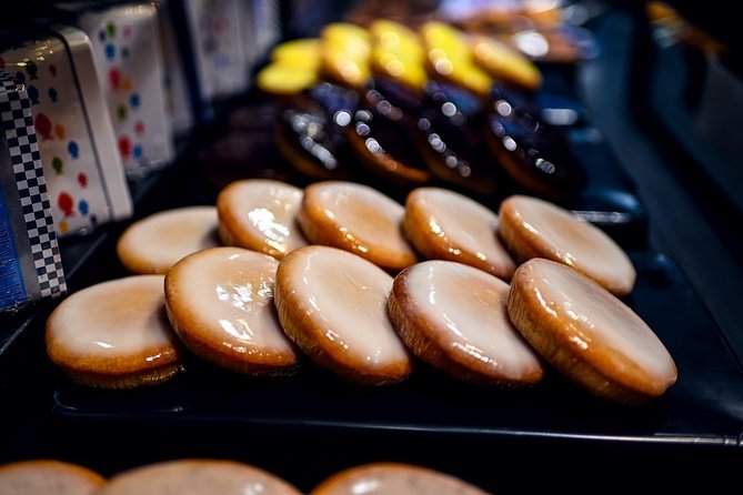 Private Montmartre Food Tour with Wine, Cheese & Pastries - Price and value: what $302.32 gets you in real terms
