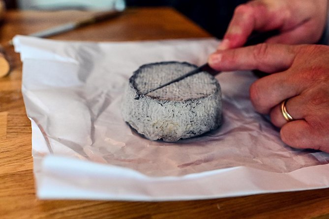 Private Montmartre Food Tour with Wine, Cheese & Pastries - Building your bespoke picnic lunch (instead of just eating samples)
