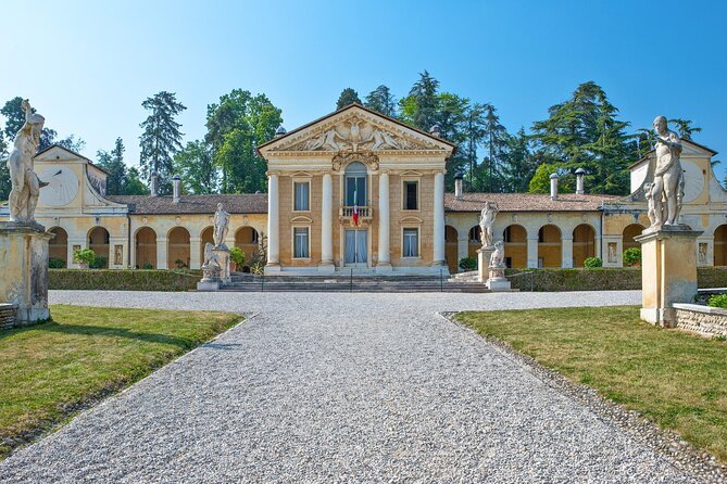 Private Prosecco , Hilltowns & Palladian Villa Tour from Venice - A Day Beyond Venice: Hill towns, Palladio, and Prosecco