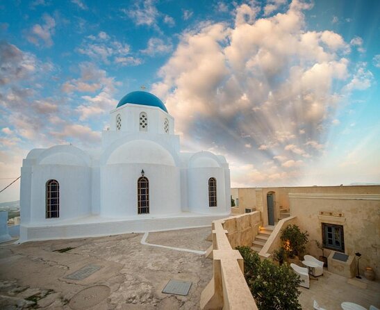Private Santorini Sunset Wine Tour with Tastings and Tapas - Key highlights to know before you go