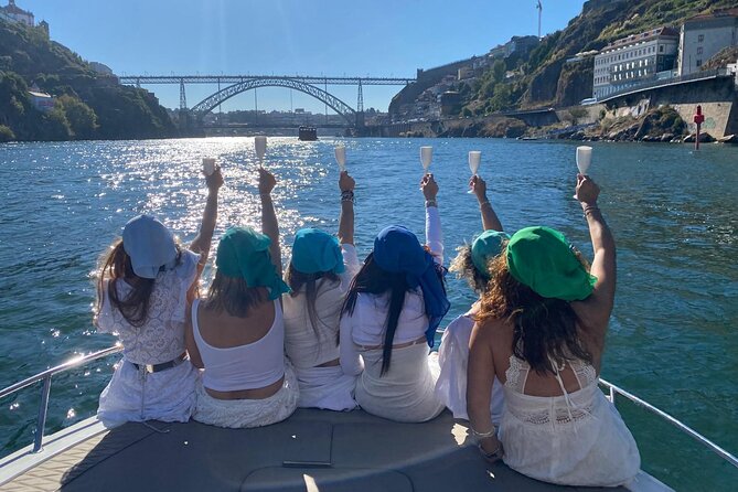 Private Tour of the 6 Bridges with Port Wine - Price and value: is it worth $60.47 for about two hours?